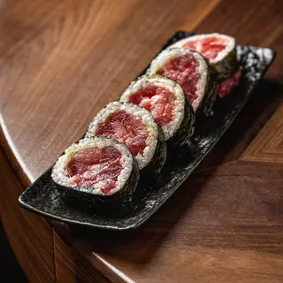 M2. Maki De Atún (8 Uds.)
