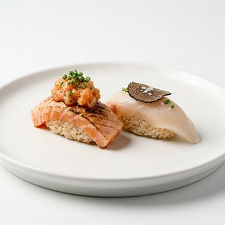 Nigiri de Atún y Salmón (2 uds.)