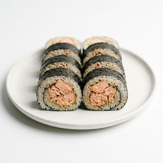 274. Futomaki salmone cotto 8 pezzi