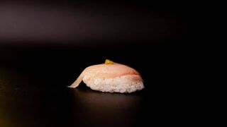 Nigiri Hamachi De Pez Limón 2 Pzs.