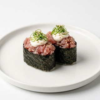 Gunkan Atún y Queso crema ( 2 Ud )