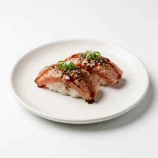 Nigiri Atún Flambe (2 Uds.)