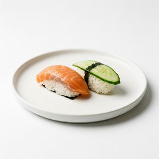 Nigiri łosoś i ogórek