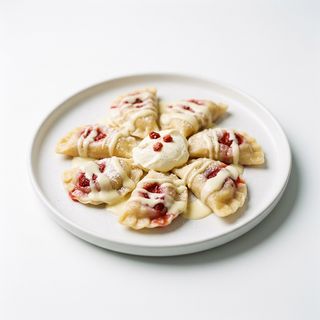 Pierogi z truskawkami