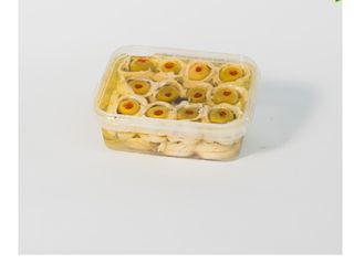 Tapa De Aceitunas Y Boquerones