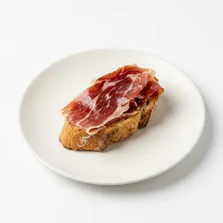 Tapa De Montado De Jamón Serrano