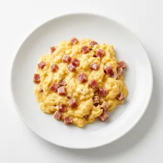 Tapas De Huevos Revueltos Con Jamón