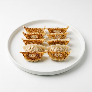 Tapa De Gyozas De Pollo Y Cerdo