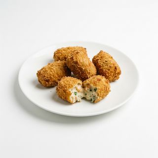 Croquetas de merluza y gambas