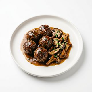 Albóndigas De Vaca Con Setas