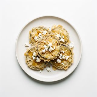 Berenjena Tempura Queso De Cabra Y Miel