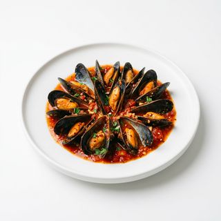 MEJILLONES CON TOMATE PICANTE