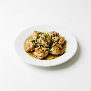 Tapa De Pollo Al Ajillo