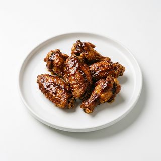 Tapa De Alitas BBQ (6 Uds.)