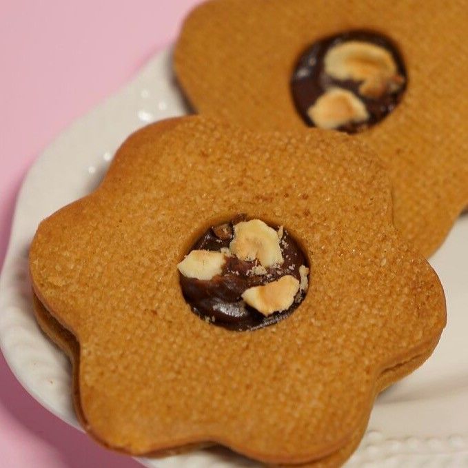 ПЕЧИВО ТА ГОРІШКИ