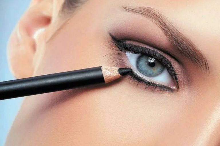 карандаши для глаз