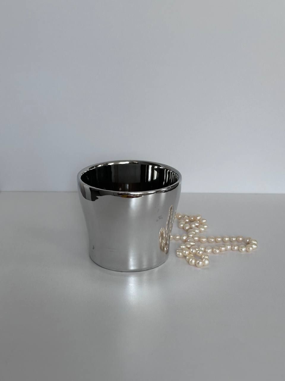 Горщики для квітів / Кашпо