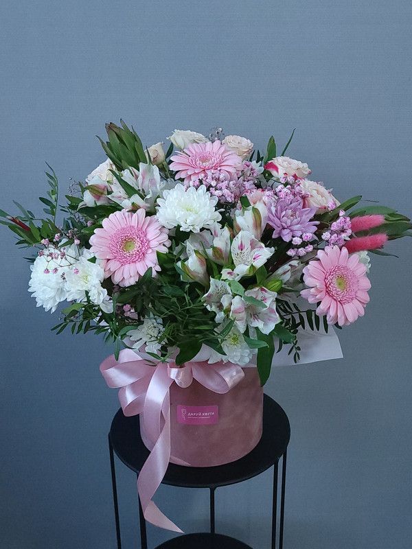 Композиція в коробці 