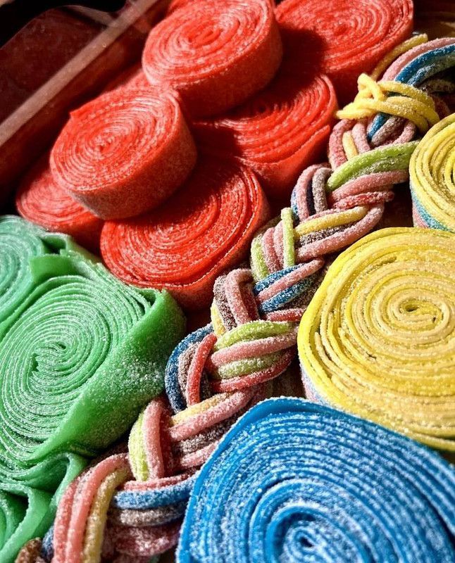 КИСЛІ СТРІЧКИ