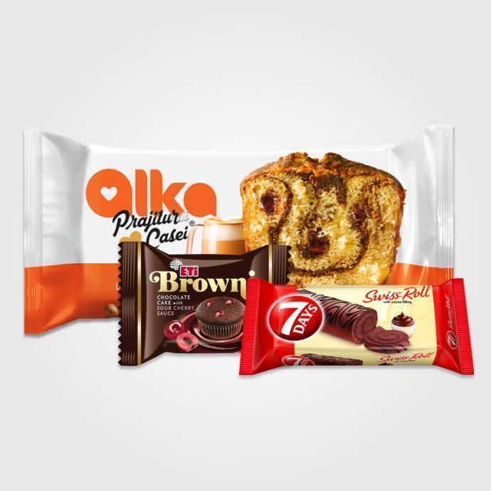 Prăjituri, rulade și fursecuri.