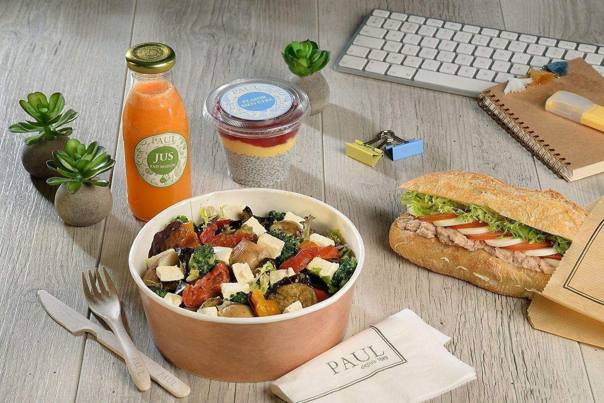 Petit-Déjeuner & Restauration