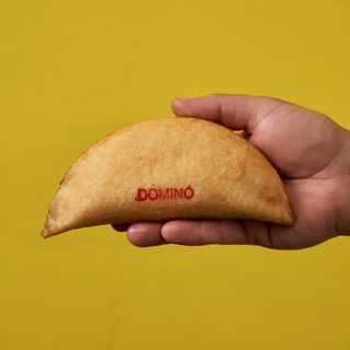 Empanada Domino