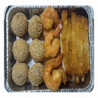 Caixa com Bolinhas de sésamo,Panadas de Frango e Gambas(B04)