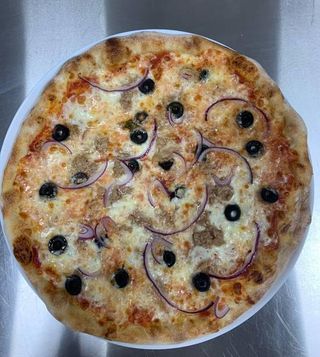 Pizza Tonnara 30 Cm.