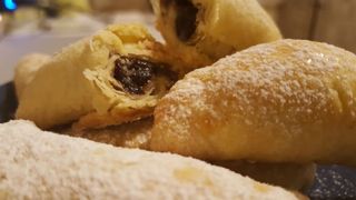 Cornulete salon cu magiun de prune - 200g