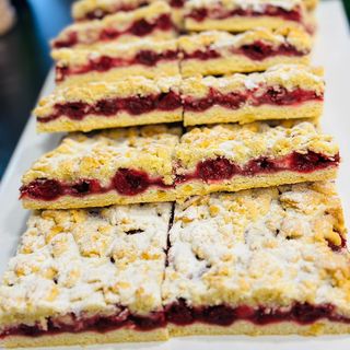 ალუბლის ნამცხვარი(ღვეზელი)