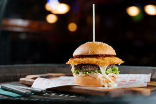 Crispy cheese burger