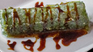 Baklawa pistacjowa paluch + Celestynka Cola