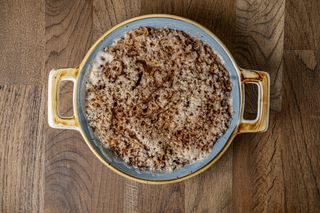 სინორი ნიგვზით