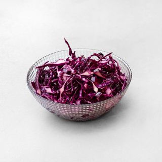 Salata de varza murata rosie