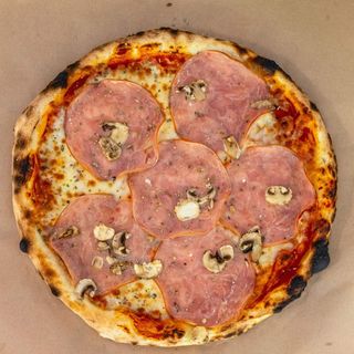 Pizza Capricciosa