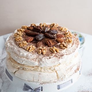 Tort bezowy