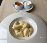 Ліниві вареники з домашнього сиру зі сметаною, 180г