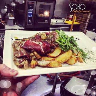 Jeger šnicla od svinjskog carea