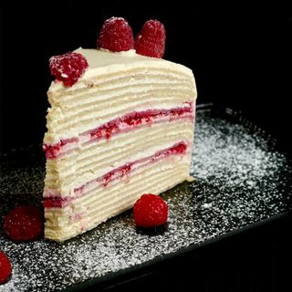 Ბლინის ტორტი ხილით