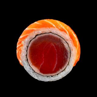 California GOLD SAKE MAGURO