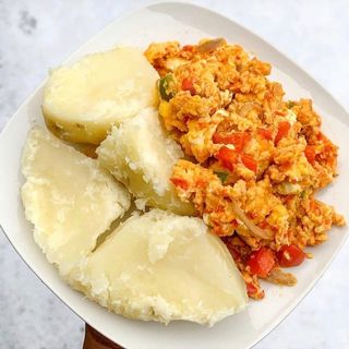 PUZZLE BOILED YAM AND EGG SAUCE 