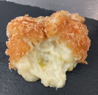 Ración de croquetas de Bacalao Caseras (5 Uds.)