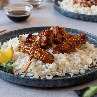 Alitas (5 Uds.) Con Arroz