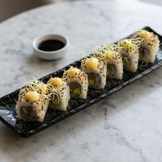 Uramaki Salmón (8 uds.)