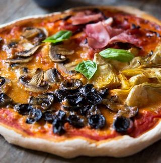 Pizza 4 Estaciones (28 Cm.)