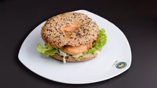 ბეიგელი ცეზარით