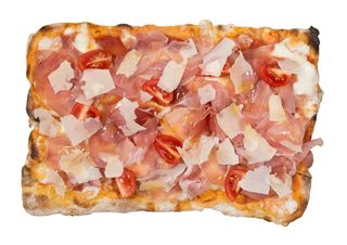 Пица Прошуто и чери домати