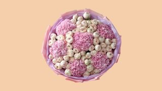 70 თეთრი პეონების და ჰორტენზიის მიქსი