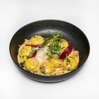 Kluski z grzybami 10 szt.