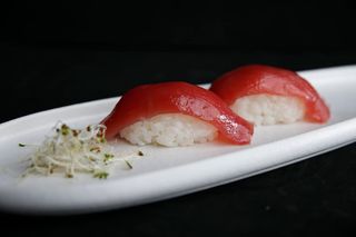 30 Nigiri Atún (2 Uds.)